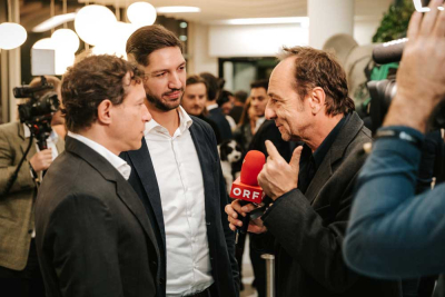 (c)PhilippLipiarski-5816_kl